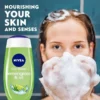 INiJWamVuxvMzhlCfybsZ1VKkARB9A7YE2Tr7gEN.webp نيفيا جل استحمام عطر الليمون - 250 مل