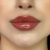 لوكا احمر ومرطب الشفاه - 05 ذا سيرف